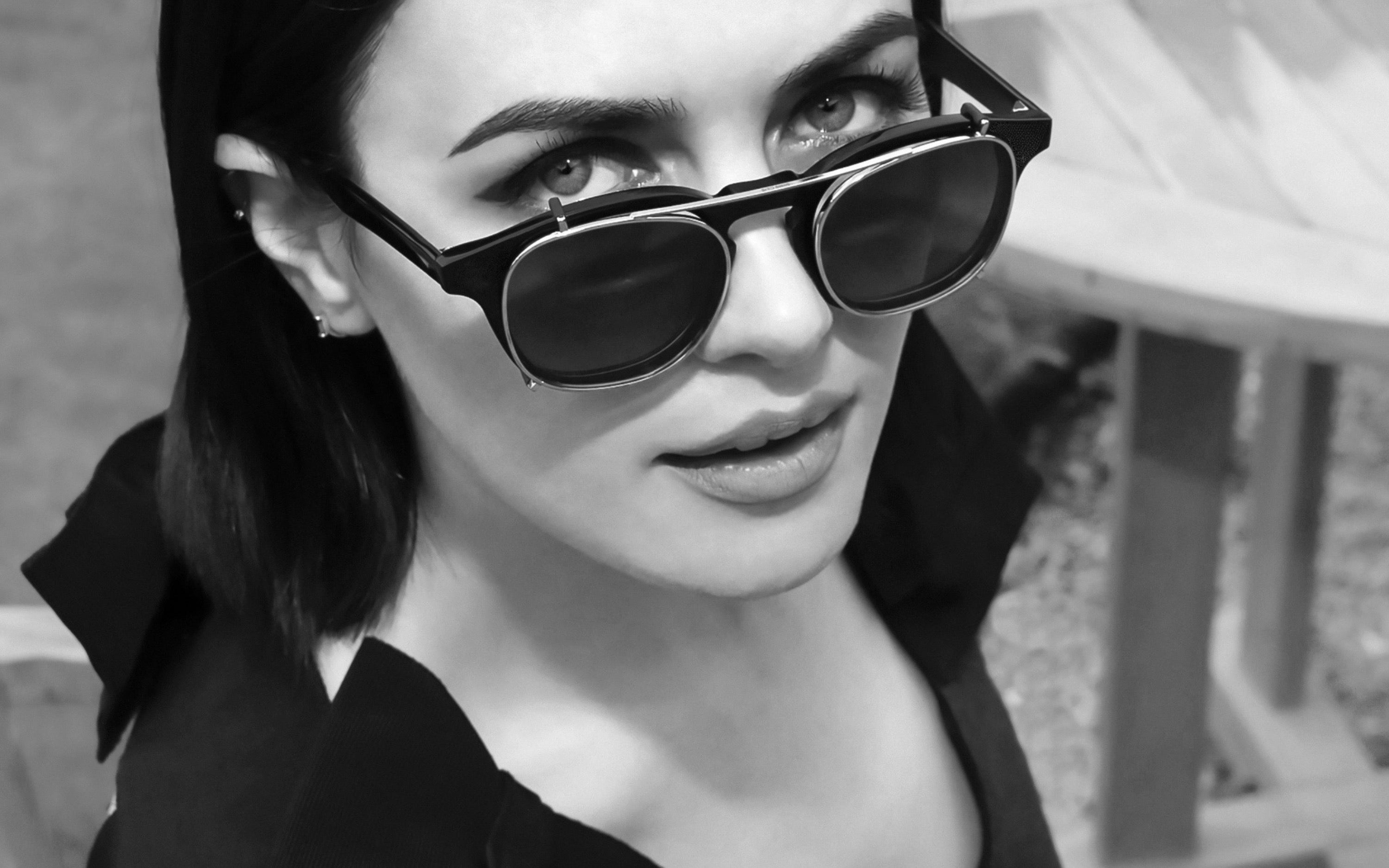 James Dean® - Piano Black with Palladium - Sky Blue