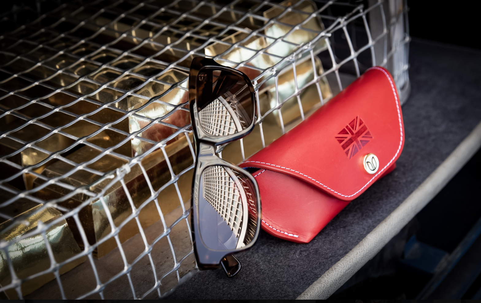 THE MICHAEL CAINE ORIGIN KEEPSAKE - TORTOISESHELL