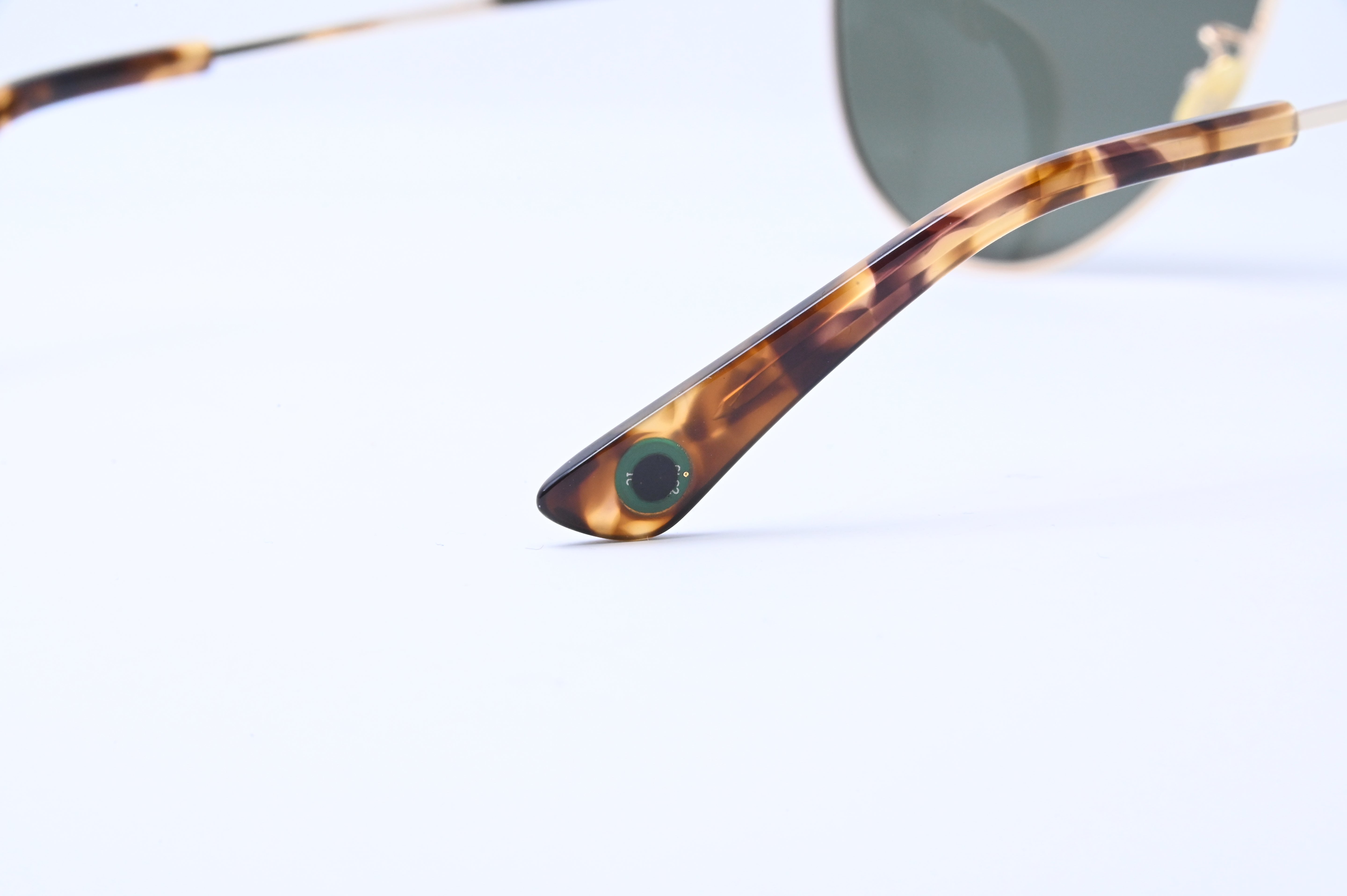 THE BRANDO EDITION - GOLD & ROSE GOLD FRAMES