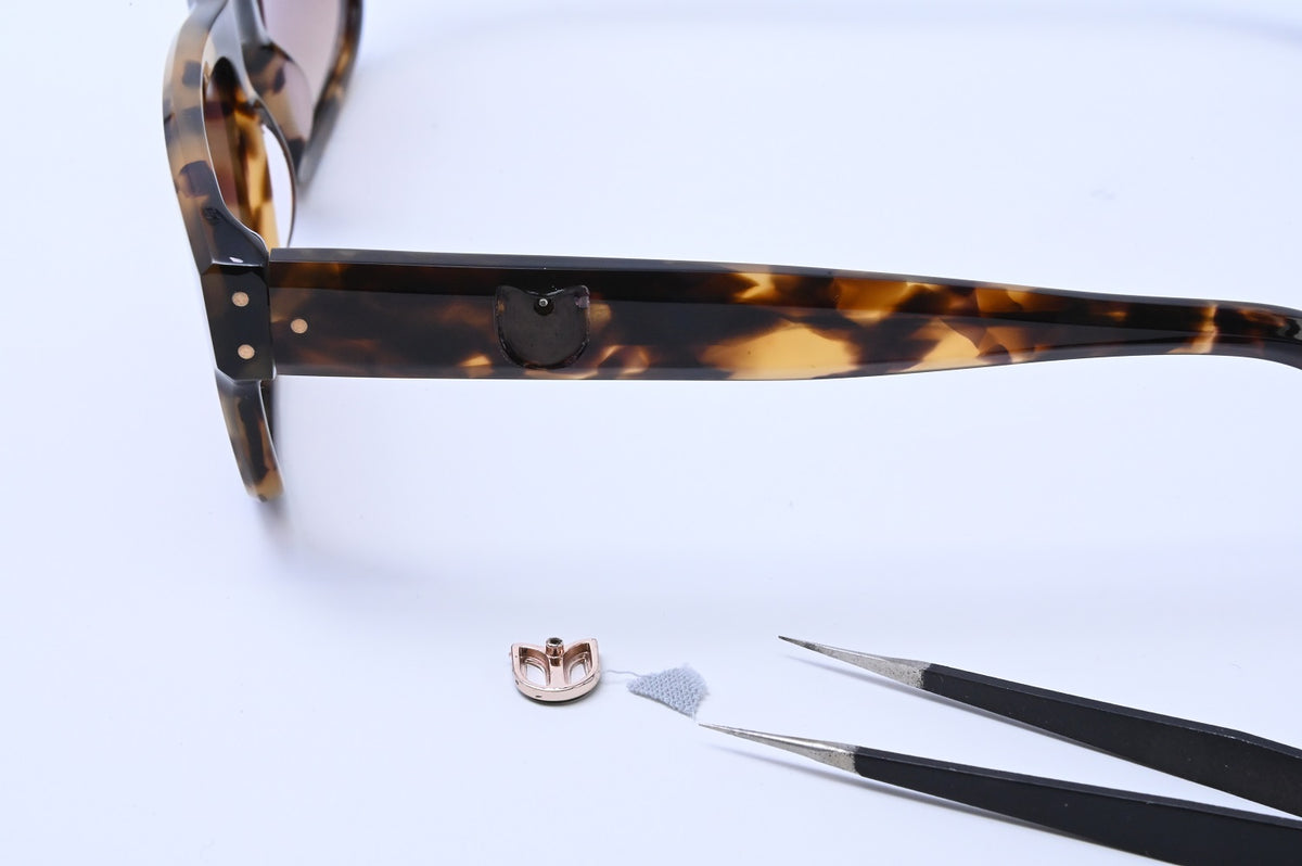 THE MICHAEL CAINE ORIGIN KEEPSAKE - TORTOISESHELL