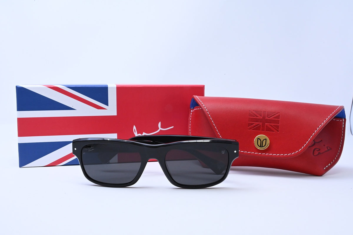 THE MICHAEL CAINE EDITION - PIANO BLACK