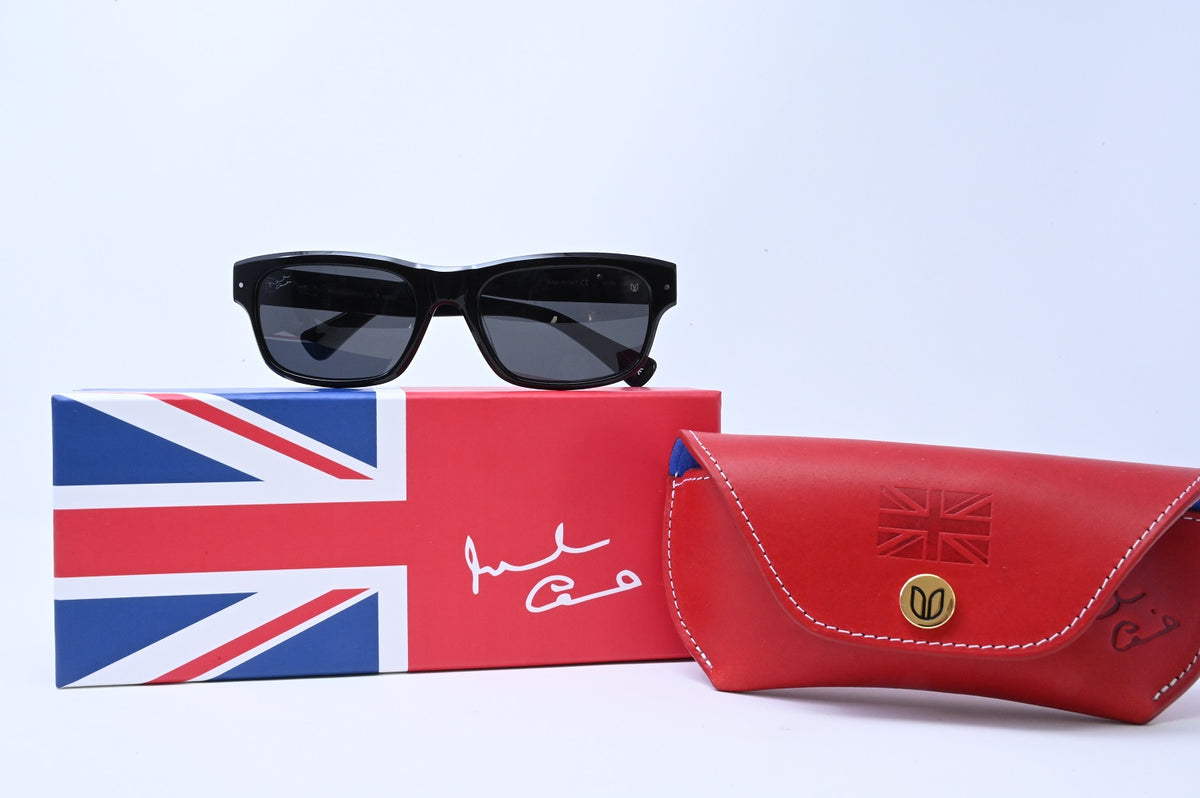 THE MICHAEL CAINE ORIGIN - KEEPSAKE - PIANO BLACK